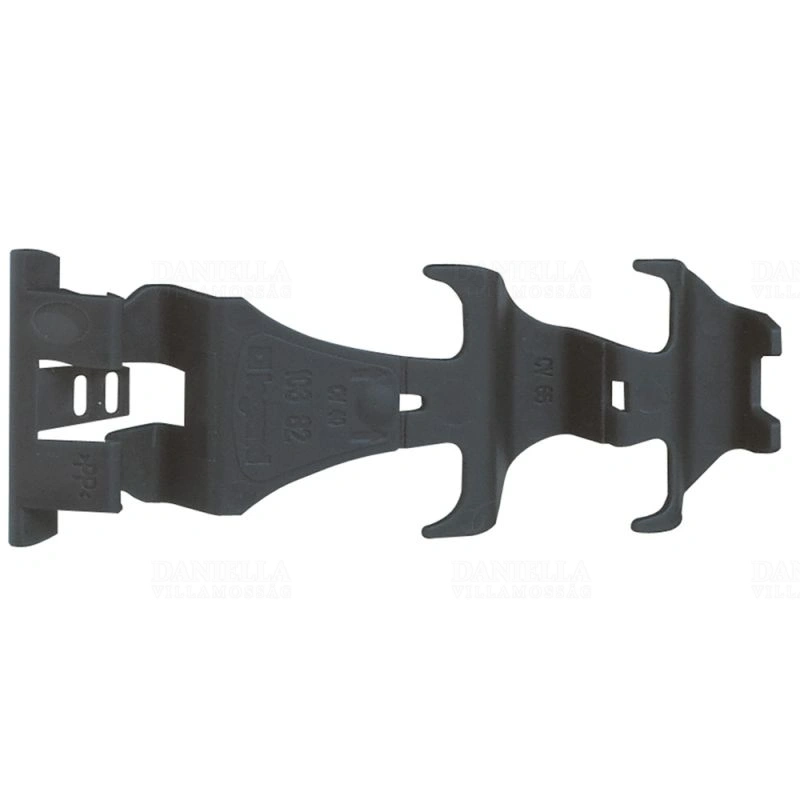 LEG010682